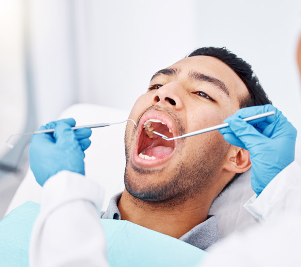 Grafton What Does a Dental Hygienist Do